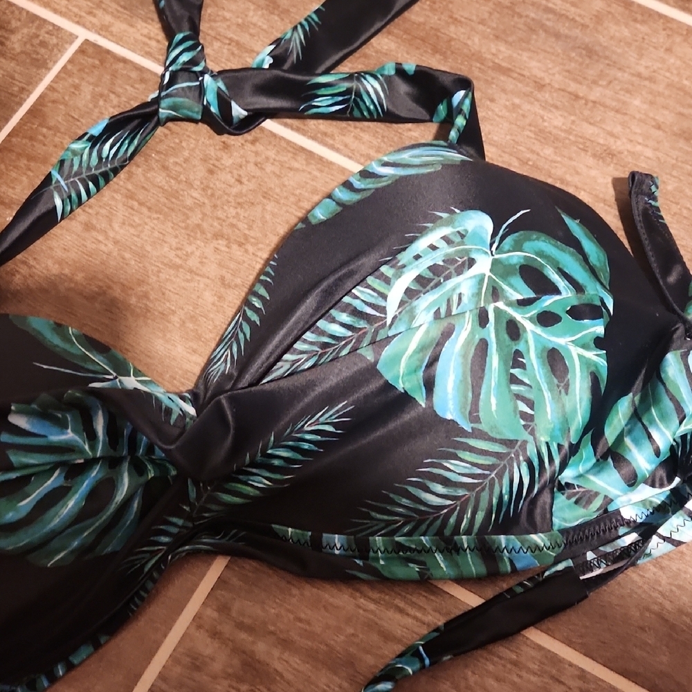 Womens Tropical Leaf Print Halter Bikini Top Size XXL - Picture 2 of 2